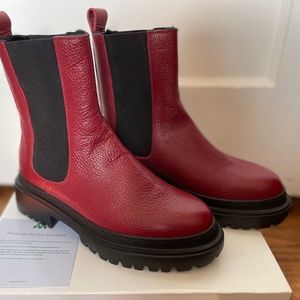 Maguire Cortina shearling lined boot size 38